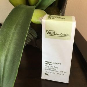 Weil for Origins Mega-Defense SPF 45